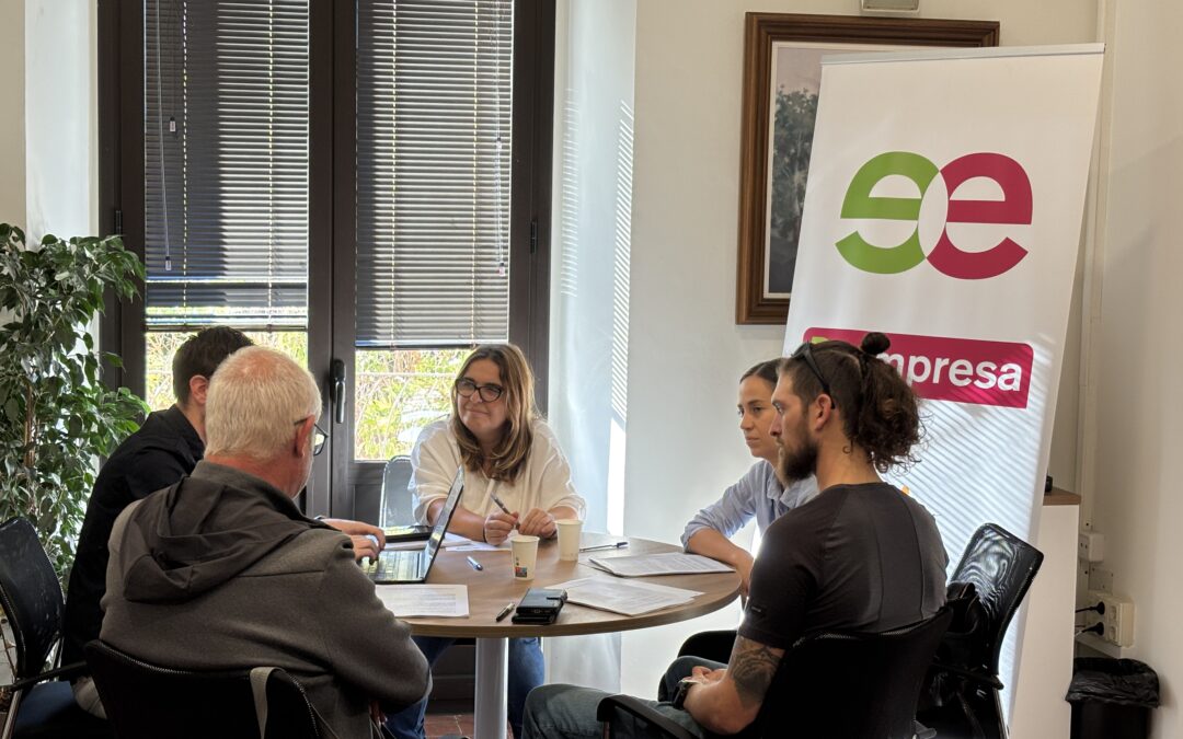 “Ho trobo un servei molt útil i eficient, sobretot com a nexe per a joves que vulguin emprendre i no coneguin les oportunitats del mercat”