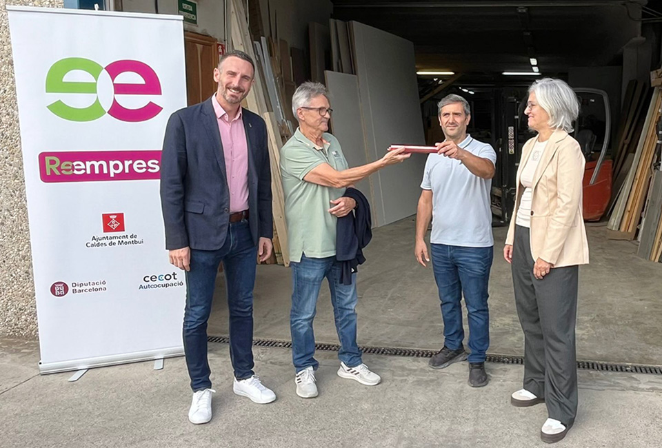 Testimonial UNI-3 Testimonial UNI-3